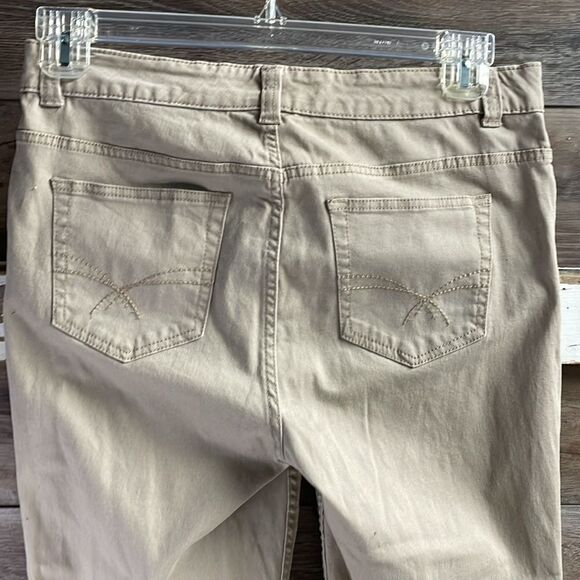 Croft & Barrow Stretch Ladies Pants, Size 10 Average, Khaki - Picture 6 of 7